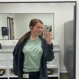 Meet your Posher, Madi